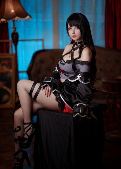 保险公司女推销5