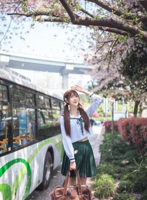偷偷在线观看免费高清电视剧