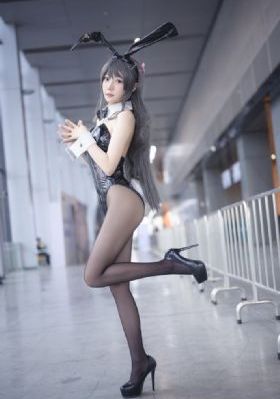 黑色的皮肤上哭泣的女人在线观看