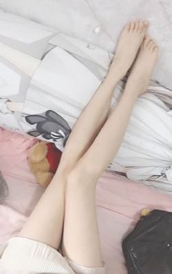 年轻的秘书在线观看