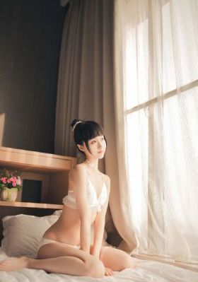 女律师